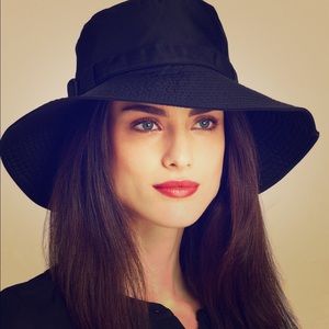 Eric Javits black hat from Italy